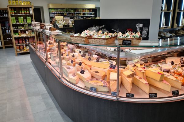 Épicerie Bogève — installation